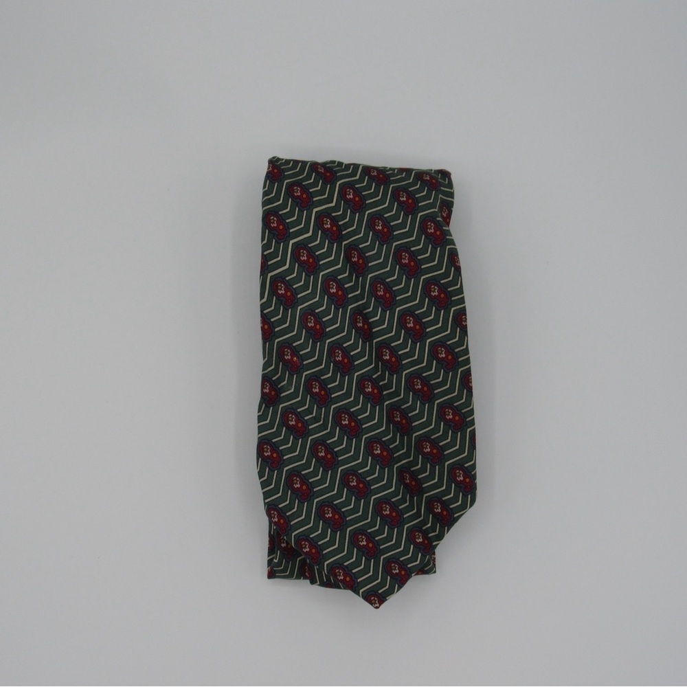 Vintage Burberrys of London Tie Made 100% of Silk